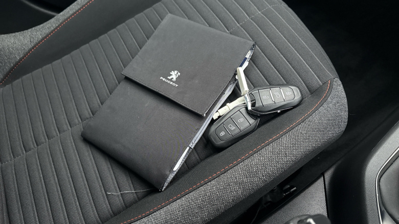 Peugeot 208 1.2 PureTech Active Premium + 5dr Petrol Hatchback